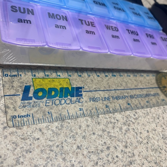 Medicine pill box - Picture 5 of 6